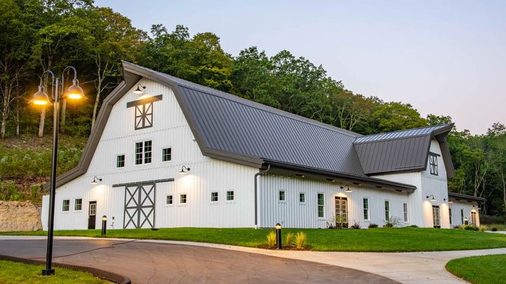 Pine Hollow Farms